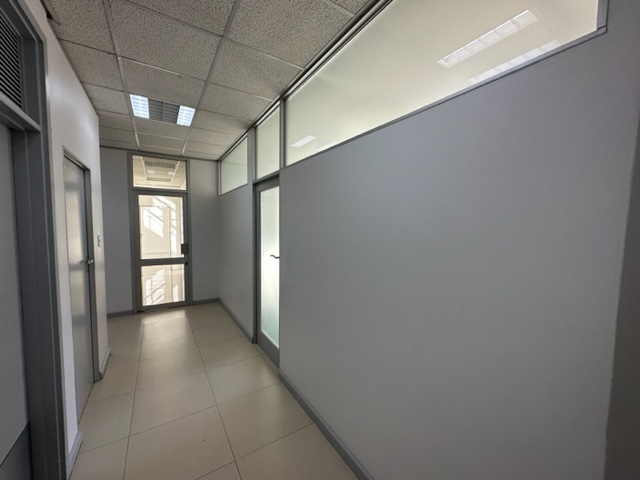 To Let commercial Property for Rent in Rondebosch Western Cape